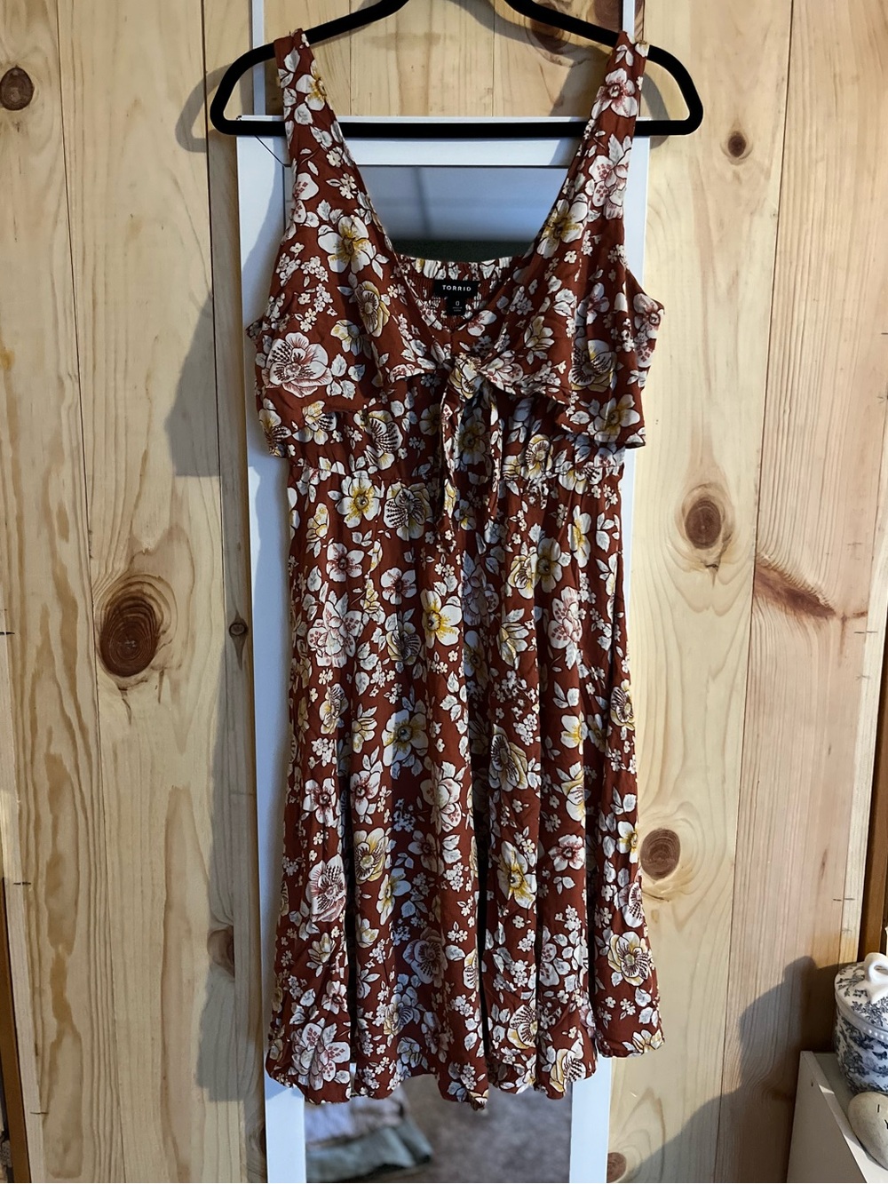 Torrid Floral Rust Colored Sundress Tie-Front Detail & Adjustable Straps